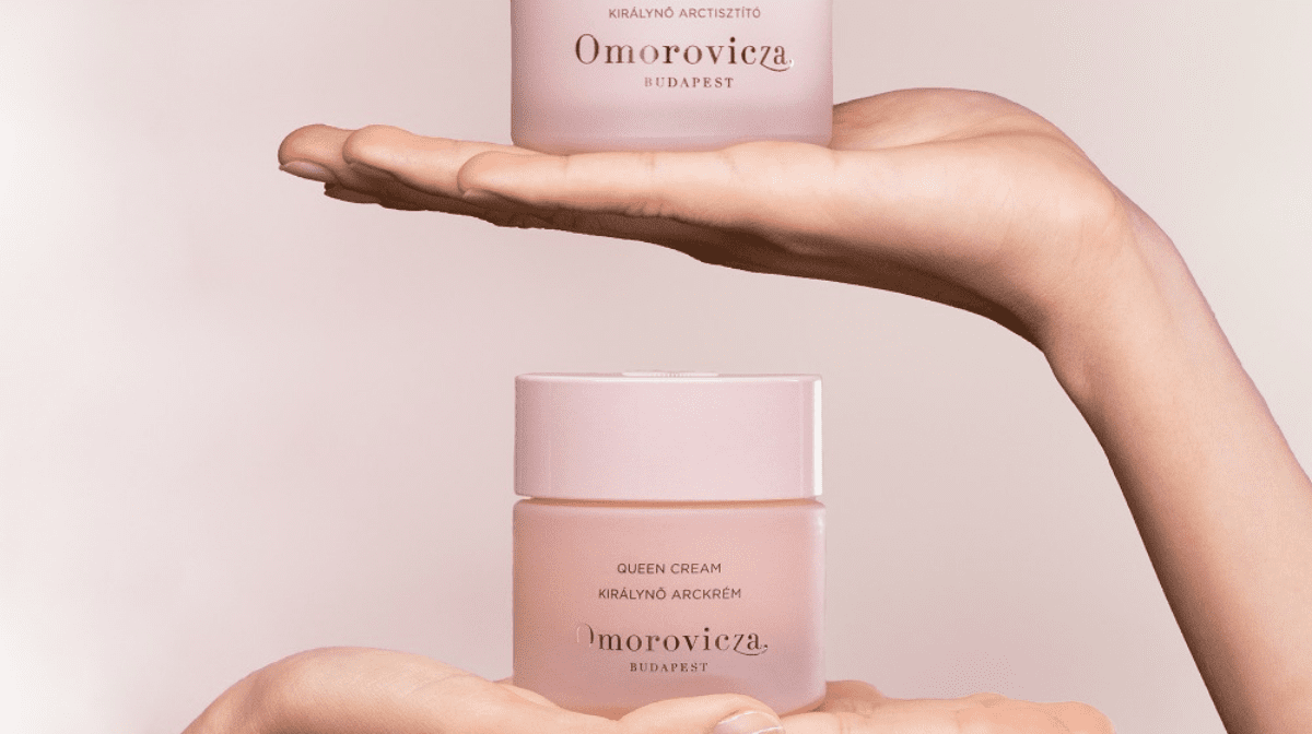 Skinimalism: Our Guide To A Simple Skincare Routine