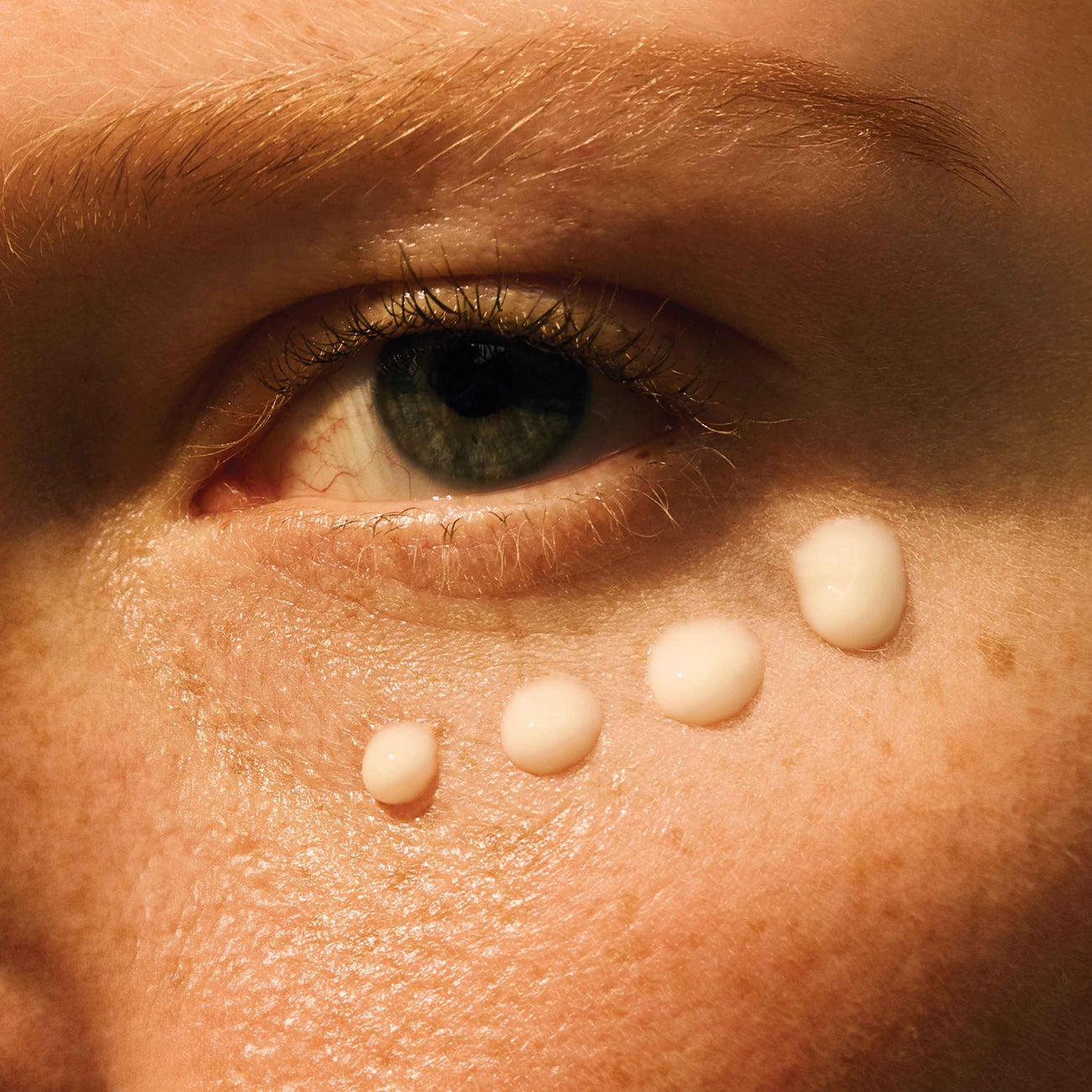 Daily Vitamin C Eye