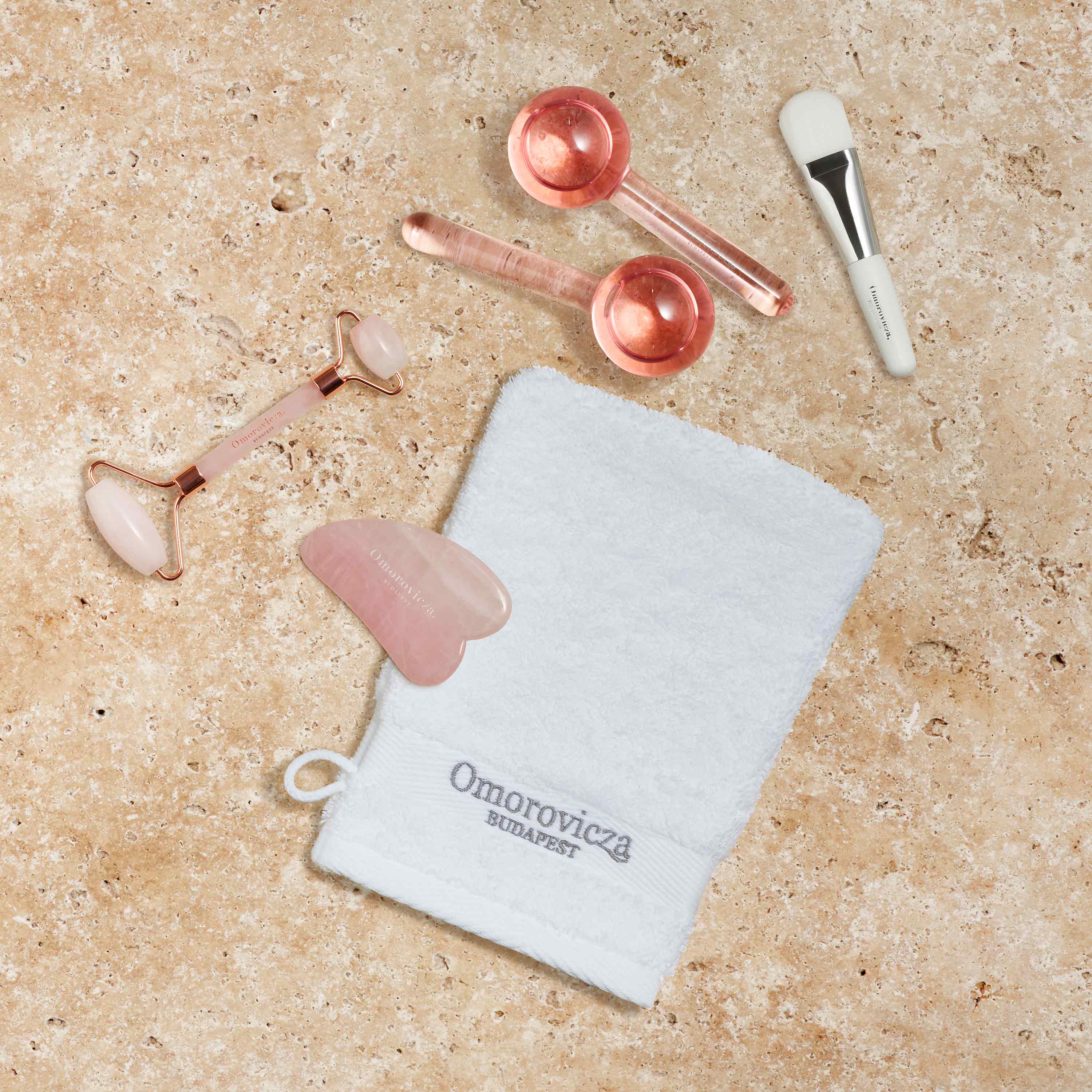 Rose Quartz Roller – Omorovicza